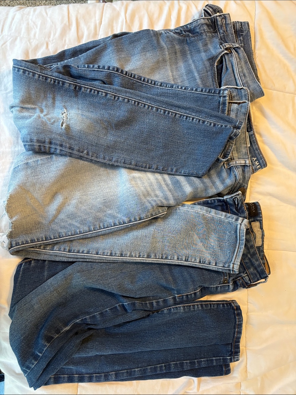 Bundle of 3 pairs of jeans (blemished)